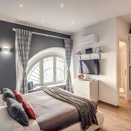 Colosseum Royal Appartement *